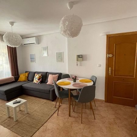 Charming Apartment 500M To Cura Beach Torrevieja Bagian luar foto