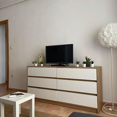 Charming Apartment 500M To Cura Beach Torrevieja Bagian luar foto