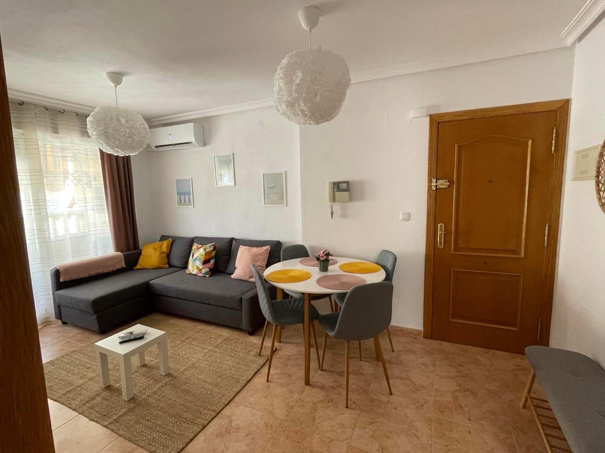 Charming Apartment 500M To Cura Beach Torrevieja Bagian luar foto